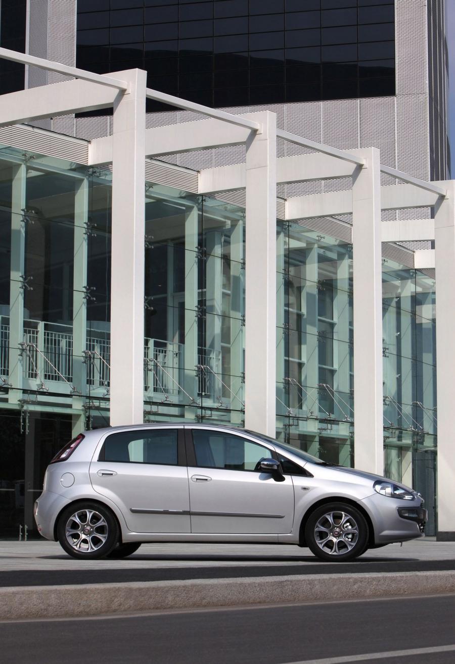  Fiat Punto Evo 2009 года  (фото 3 из 45)